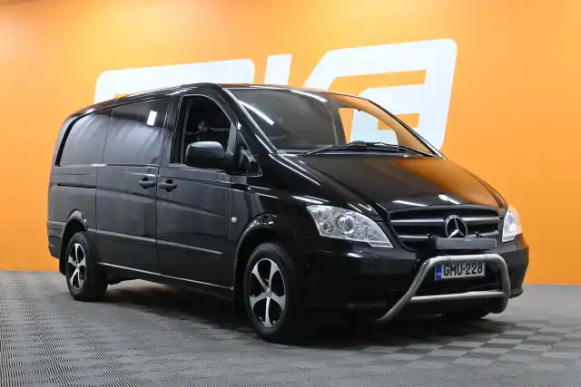 Musta Pakettiauto, Mercedes-Benz Vito – GMU-228