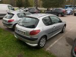 Harmaa Viistoperä, Peugeot 206 – AAF-307, kuva 5
