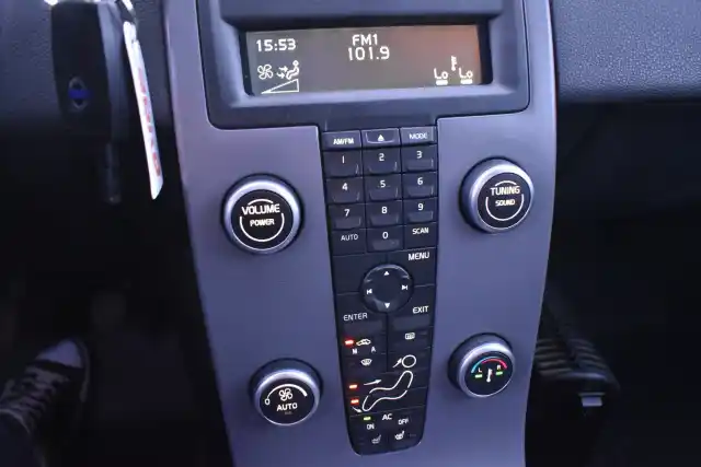 Musta Farmari, Volvo V50 – ABY-245