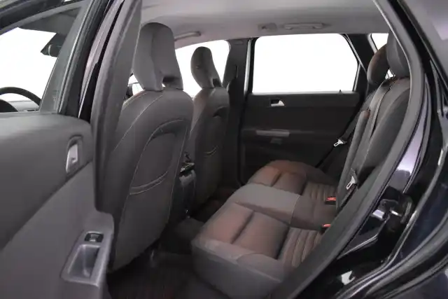 Musta Farmari, Volvo V50 – ABY-245