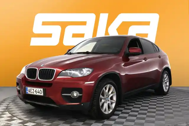 Punainen Maastoauto, BMW X6 – AEZ-640