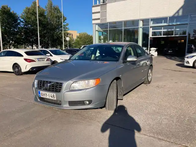 Volvo S80