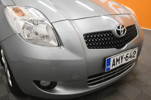 Hopea Viistoperä, Toyota Yaris – AMY-642