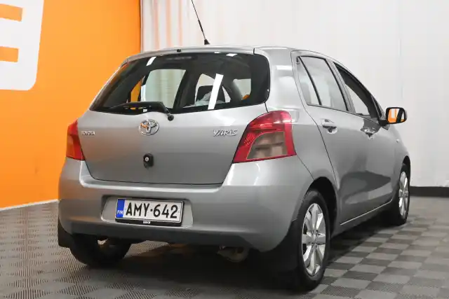 Hopea Viistoperä, Toyota Yaris – AMY-642