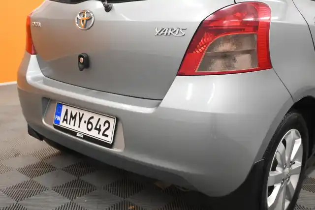 Hopea Viistoperä, Toyota Yaris – AMY-642