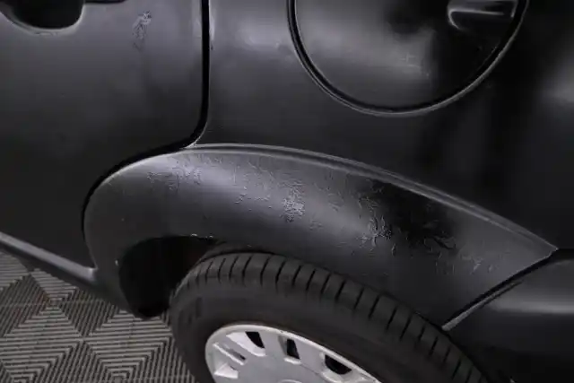 Musta Viistoperä, Citroen C3 – ANI-547