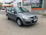 Harmaa Viistoperä, Suzuki SX4 – ANY-226, kuva 1