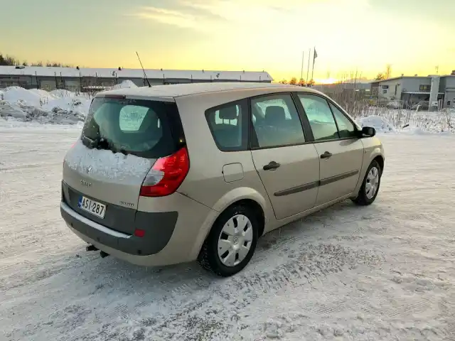 Ruskea (beige) Tila-auto, Renault Scenic – ASI-287