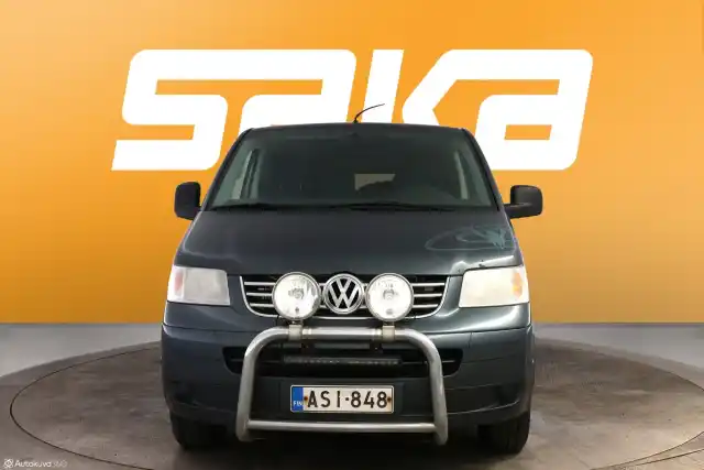 Harmaa Henkilöauto, Volkswagen Transporter – ASI-848