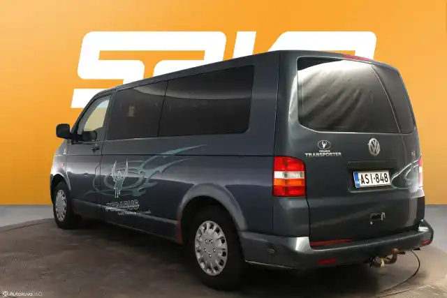 Harmaa Henkilöauto, Volkswagen Transporter – ASI-848