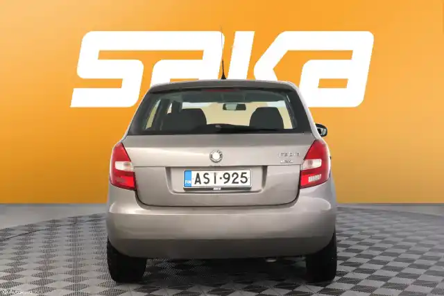 Ruskea (beige) Viistoperä, Skoda Fabia – ASI-925