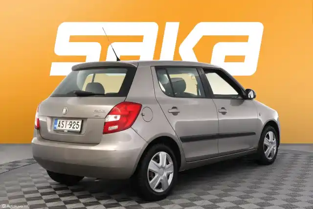 Ruskea (beige) Viistoperä, Skoda Fabia – ASI-925