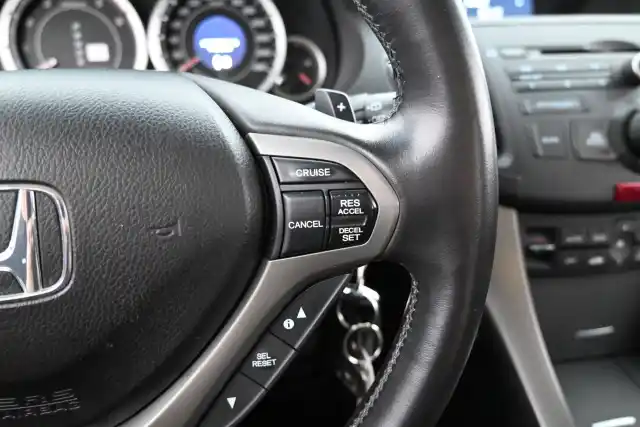 Sininen Farmari, Honda Accord – ASY-146