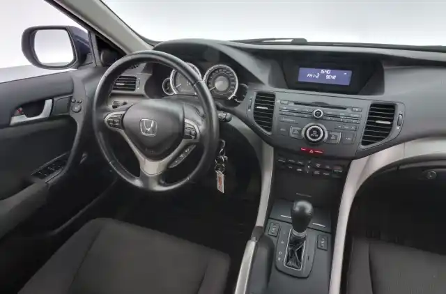 Sininen Farmari, Honda Accord – ASY-146