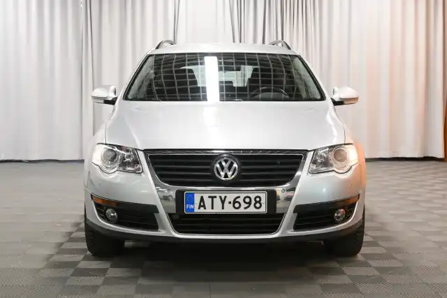 Hopea Farmari, Volkswagen PASSAT – ATY-698