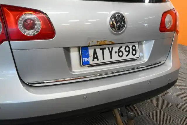 Hopea Farmari, Volkswagen PASSAT – ATY-698