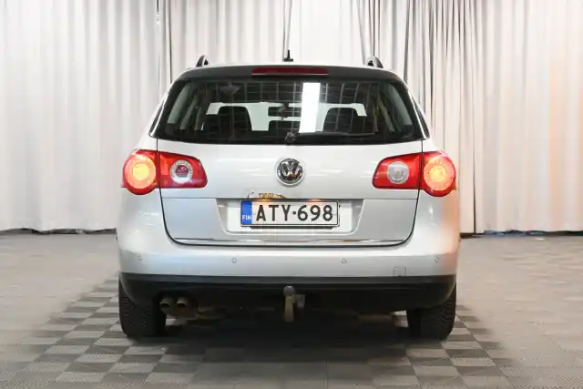 Hopea Farmari, Volkswagen PASSAT – ATY-698