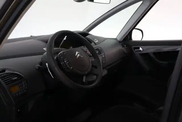 Harmaa Tila-auto, Citroen C4 – AUI-540