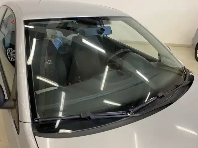 Harmaa Viistoperä, Volkswagen Polo – AVG-287