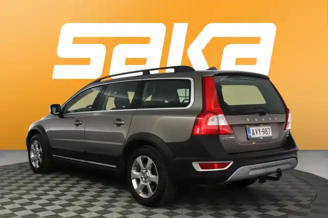 Harmaa Farmari, Volvo XC70 – AVY-987