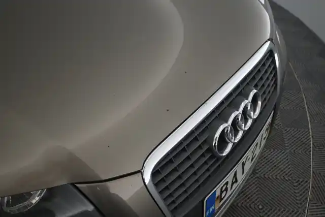 Ruskea Viistoperä, Audi A3 – BAY-215