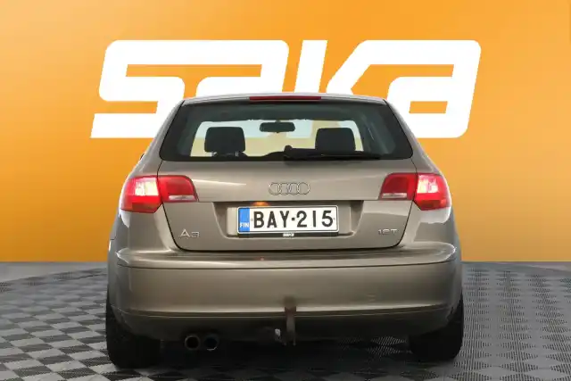 Ruskea Viistoperä, Audi A3 – BAY-215