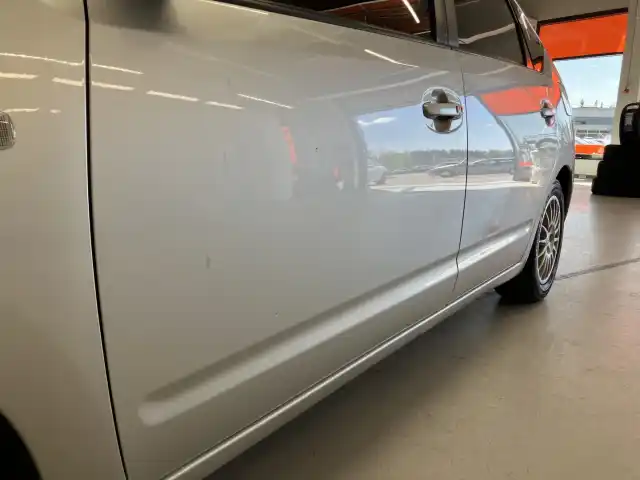 Hopea Viistoperä, Toyota Prius – BBZ-227