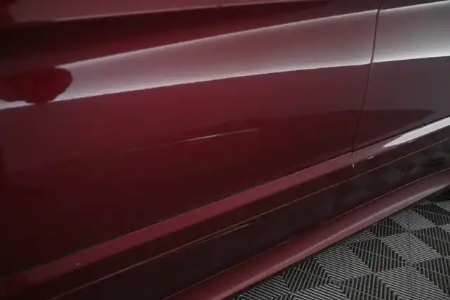 Punainen Tila-auto, Mercedes-Benz B – BCZ-584