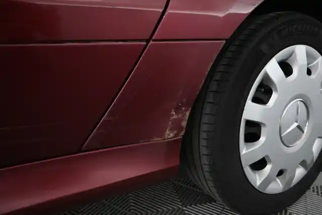Punainen Tila-auto, Mercedes-Benz B – BCZ-584