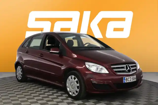 Punainen Tila-auto, Mercedes-Benz B – BCZ-584