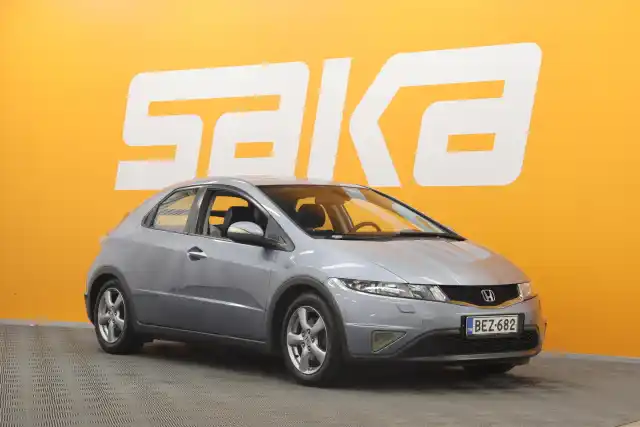 Sininen Viistoperä, Honda Civic – BEZ-682