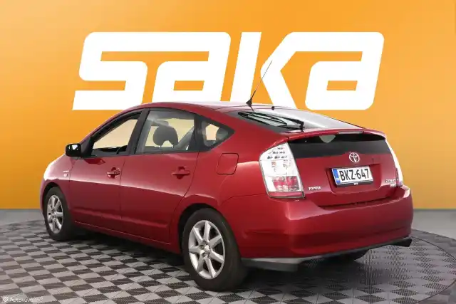 Punainen Viistoperä, Toyota Prius – BKZ-647