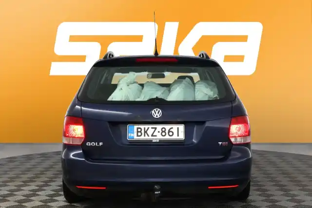 Sininen Farmari, Volkswagen Golf – BKZ-861