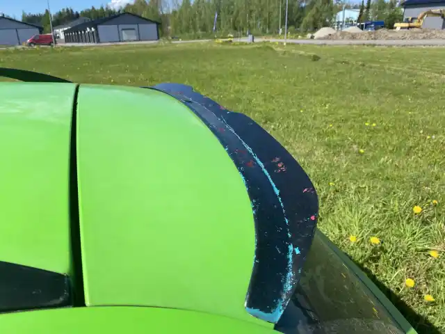 Vihreä Farmari, BMW 320 – BMG-871