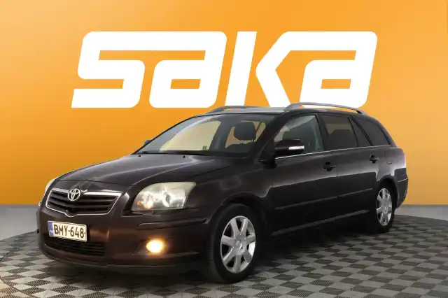 Punainen Farmari, Toyota Avensis – BMY-648
