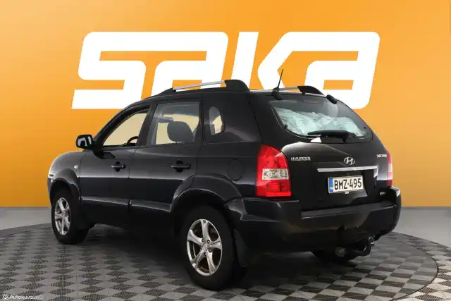 Musta Maastoauto, Hyundai Tucson – BMZ-495