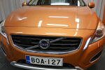 Oranssi Sedan, Volvo S60 – BOA-127, kuva 10