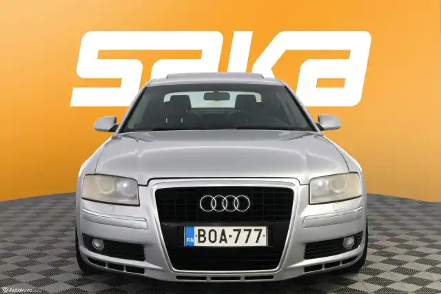 Hopea Sedan, Audi A8 – BOA-777