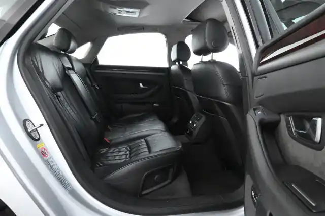 Hopea Sedan, Audi A8 – BOA-777