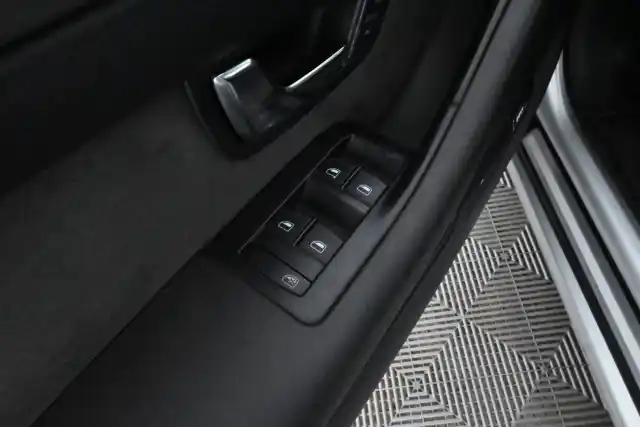 Hopea Sedan, Audi A8 – BOA-777