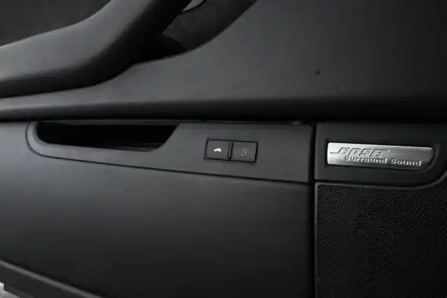 Hopea Sedan, Audi A8 – BOA-777