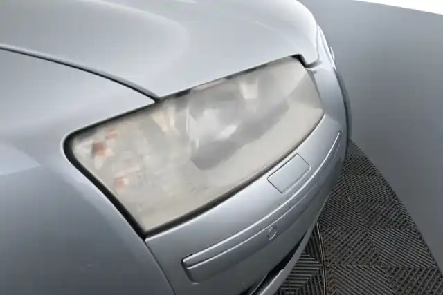 Hopea Sedan, Audi A8 – BOA-777