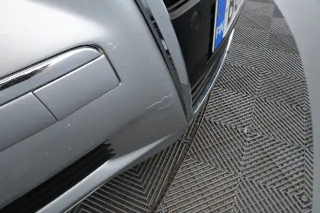 Hopea Sedan, Audi A8 – BOA-777