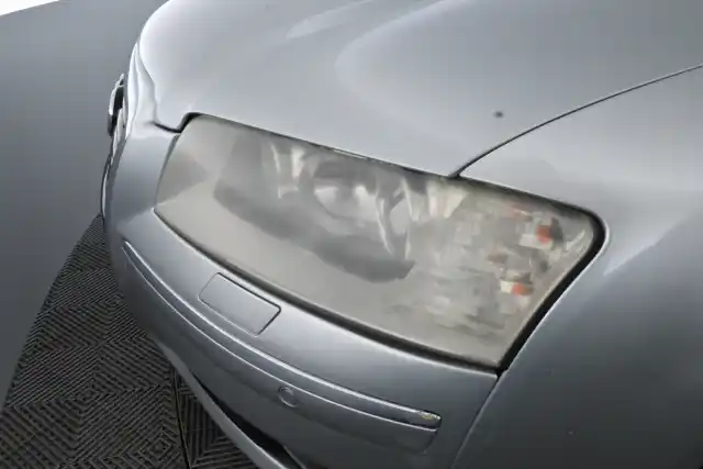 Hopea Sedan, Audi A8 – BOA-777