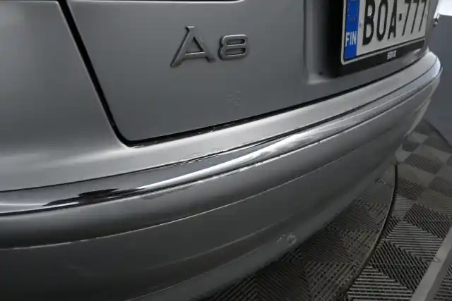 Hopea Sedan, Audi A8 – BOA-777