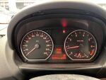 Punainen Viistoperä, BMW 118 – BOB-664, kuva 4