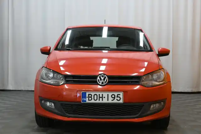 Oranssi Viistoperä, Volkswagen Polo – BOH-195