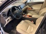 Sininen Sedan, Lexus IS – BOK-539, kuva 4