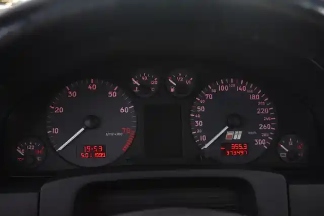 Musta Farmari, Audi S6 – BOL-828