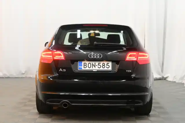 Musta Viistoperä, Audi A3 – BON-585